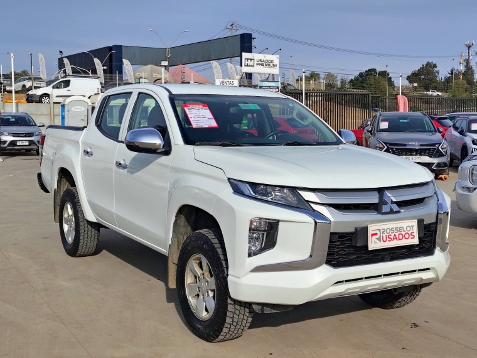 MITSUBISHI L200 D/c 2.4 Katana Crt 4x4 Special Pack 2023 - Foto 4 de 20