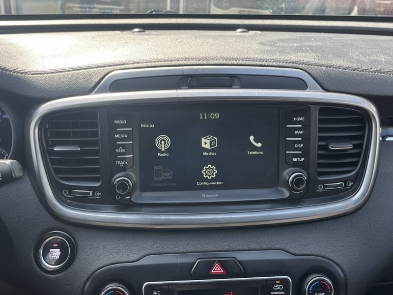 Kia Sorento Ex 2.4 2021 - Imagen 19 de 20