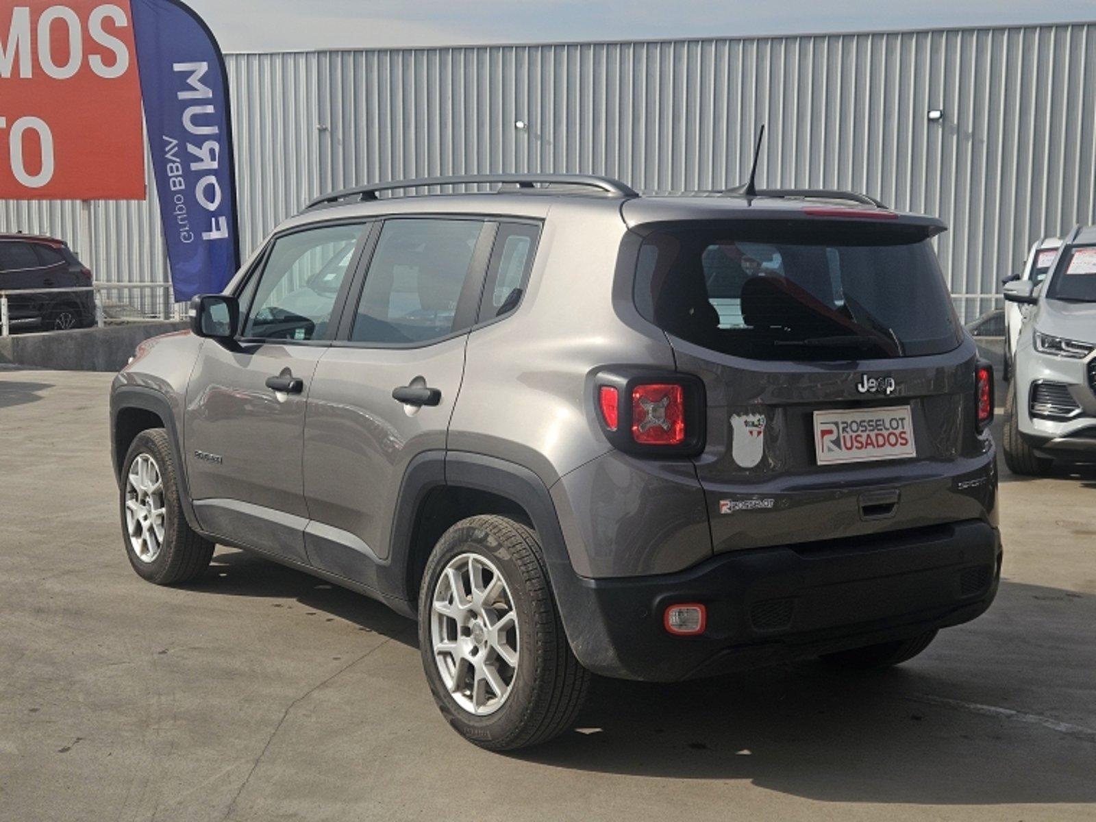 JEEP Renegade Sport 1.8 2023 - Imagen 6 de 20