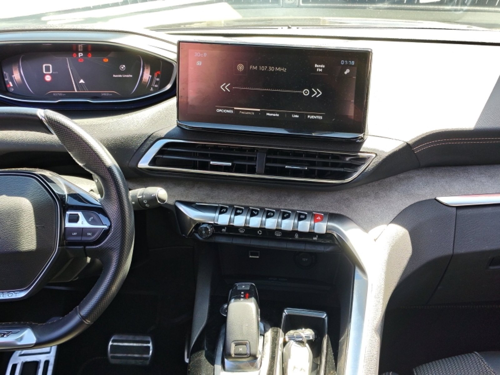 PEUGEOT 5008 Bluehdi 130 1.5 Aut 2023 - Imagen 10 de 20