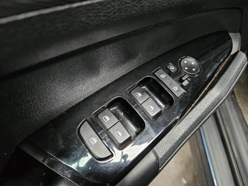 Kia Sportage Ex 2.0l 6mt Gsl 4x2 2022 - Imagen 13 de 19