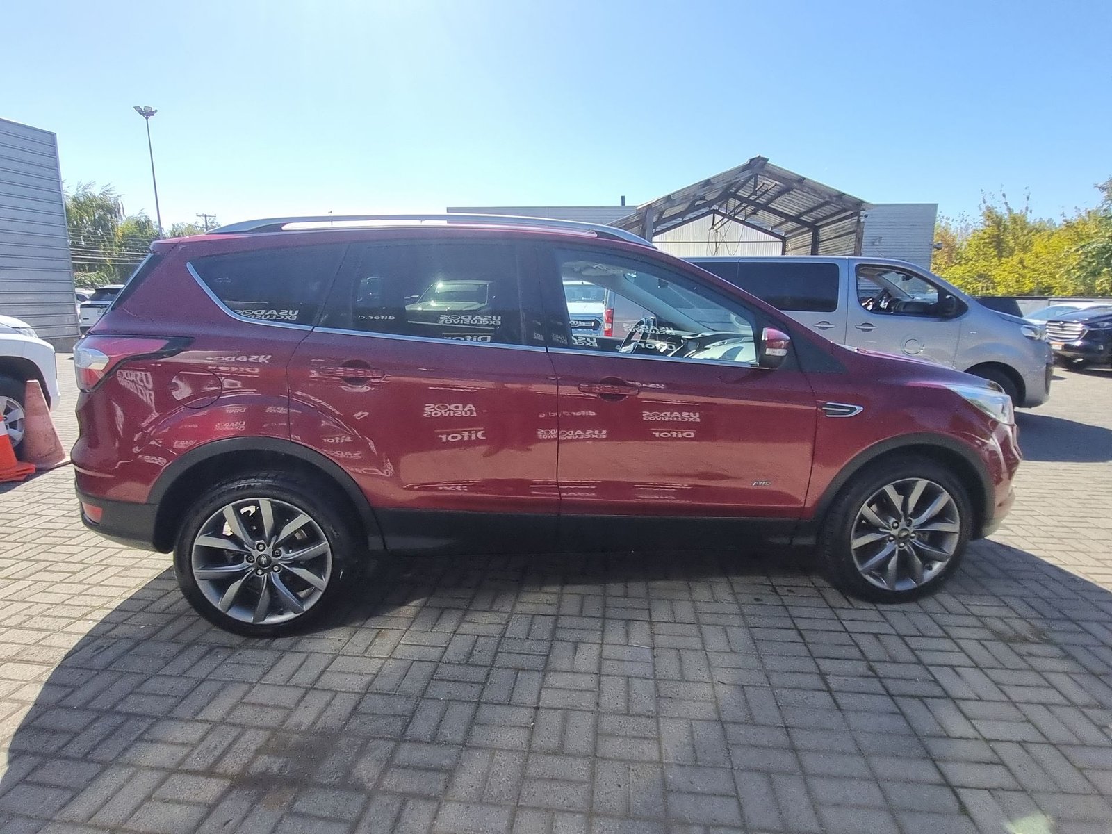 Ford ESCAPE TITANIUM AWD 2.0 AUT 2020 - Imagen 9 de 20