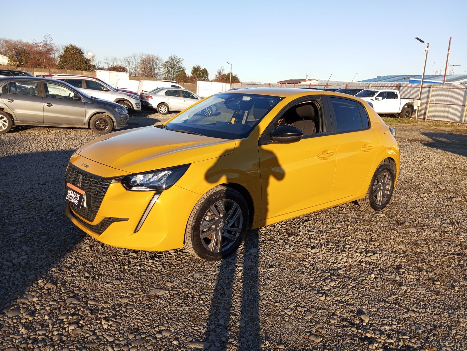Peugeot 208 PURETECH 75 1.2 2023 - Imagen 4 de 20