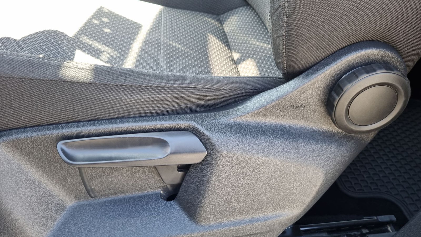 Volkswagen TIGUAN TSI 1.4 AUT 2021 - Imagen 20 de 20