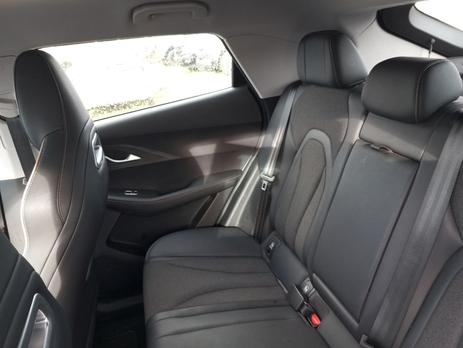 Omoda C5 4X2 1.5 AUT 2025 - Imagen 10 de 20