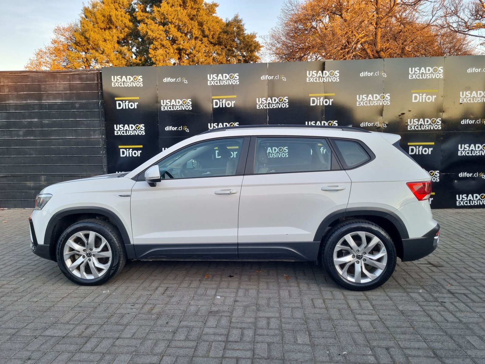Volkswagen TAOS TSI 1.4 AT 2023 - Imagen 5 de 20