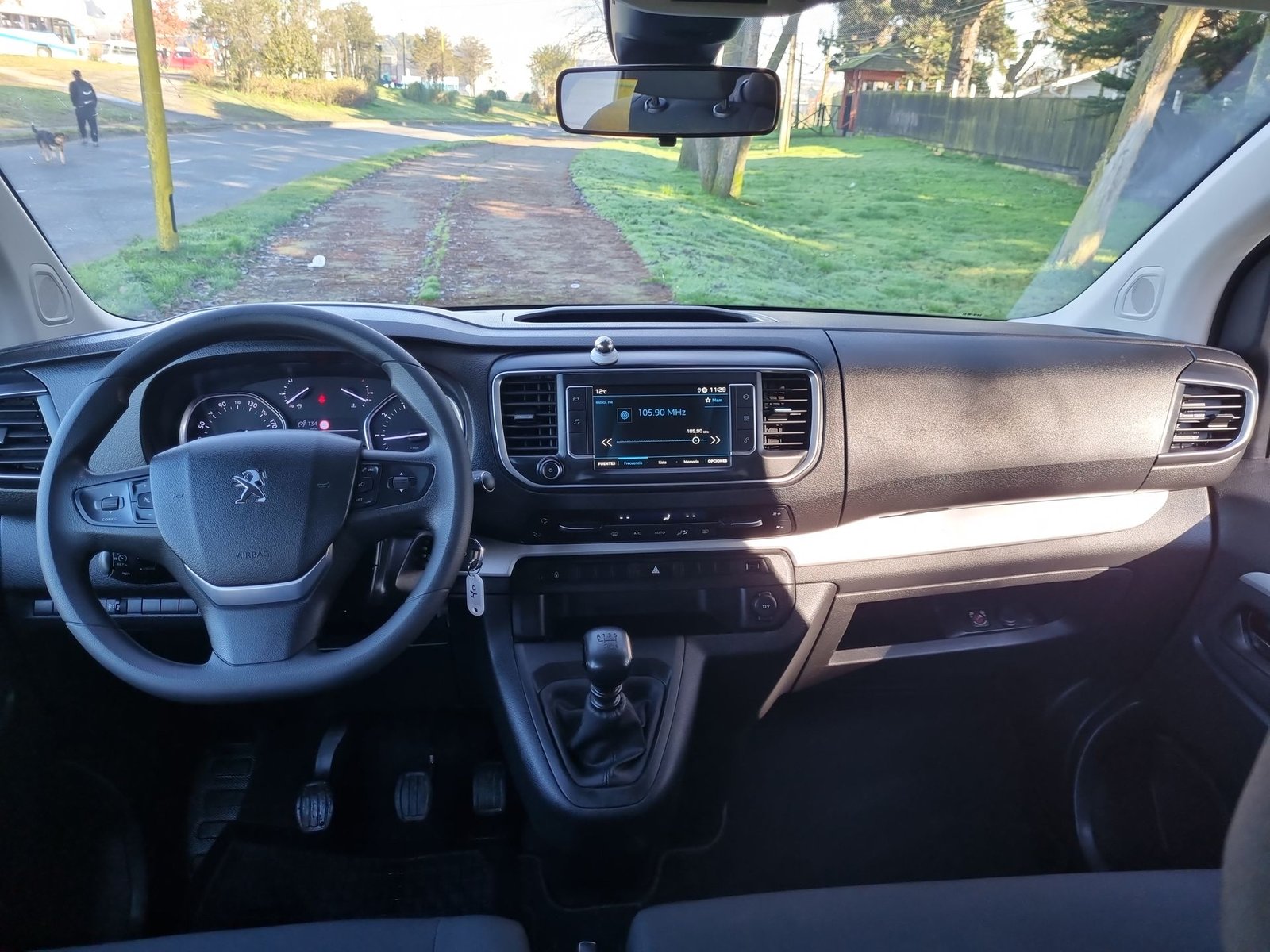 Peugeot TRAVELLER L3 BLUE HDI 150 2.0 2024 - Imagen 18 de 20