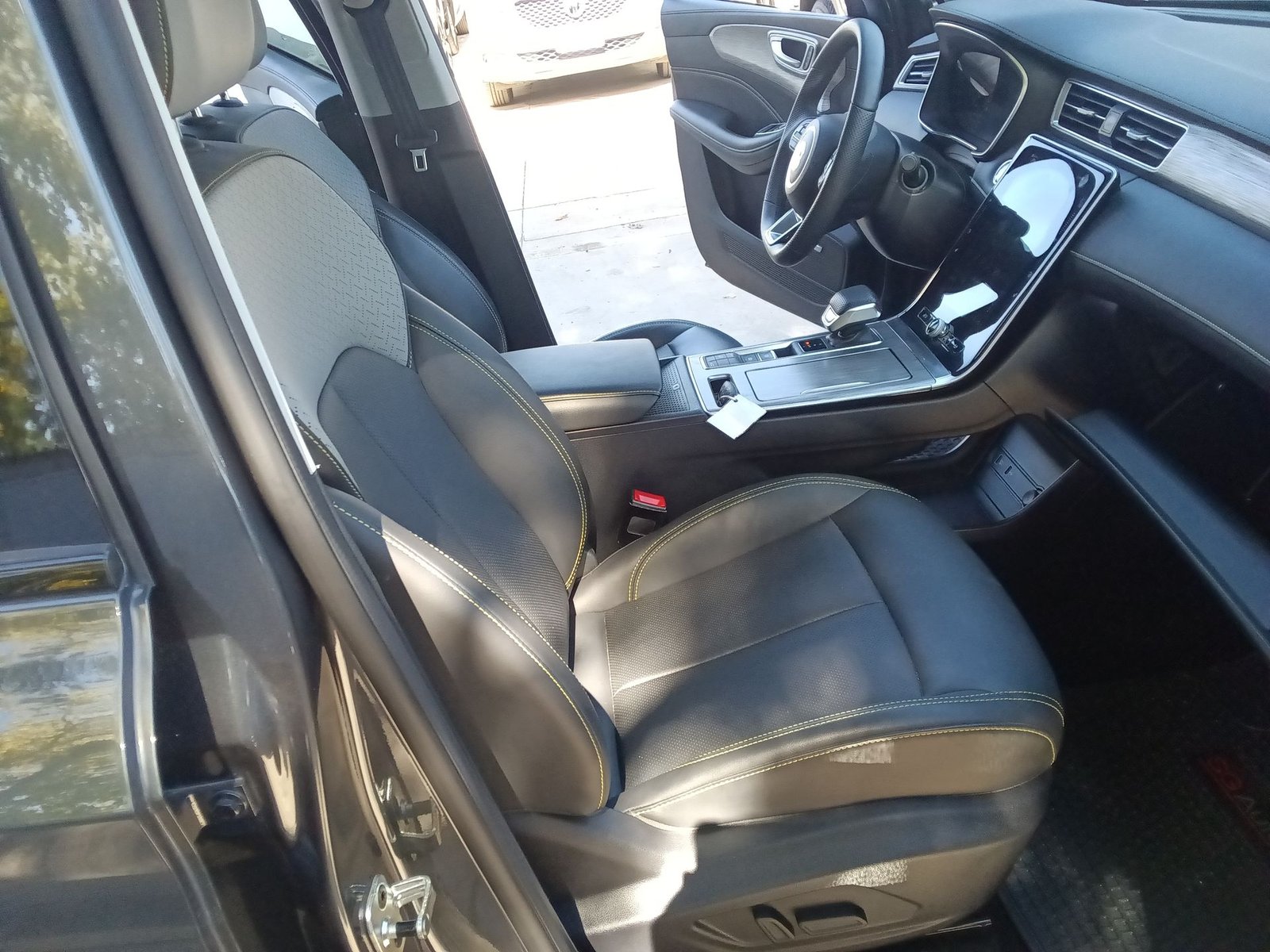 Mg RX5 DCT 1.5 AUT 2025 - Imagen 11 de 20