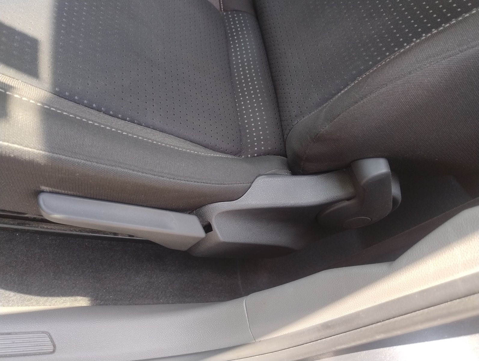 Volkswagen VIRTUS 1.6 AUT 2019 - Imagen 18 de 20