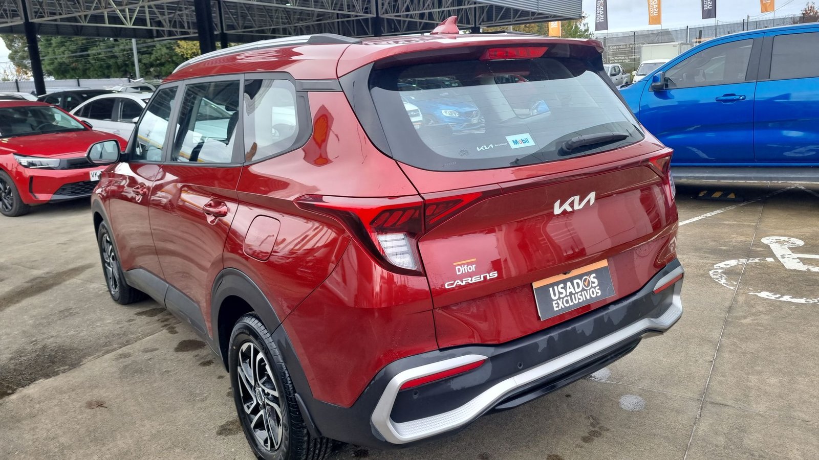 Kia CARENS EX 1.4 AUT 2024 - Imagen 11 de 20