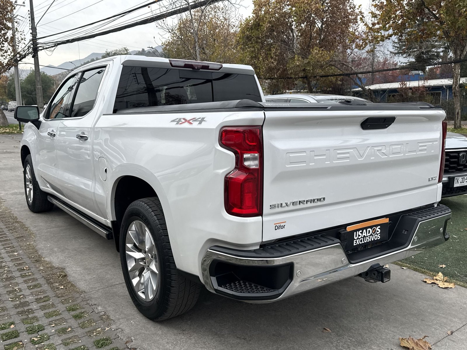 Chevrolet SILVERADO CC DCAB 4X4 5.3 AUT 2020 - Imagen 6 de 15