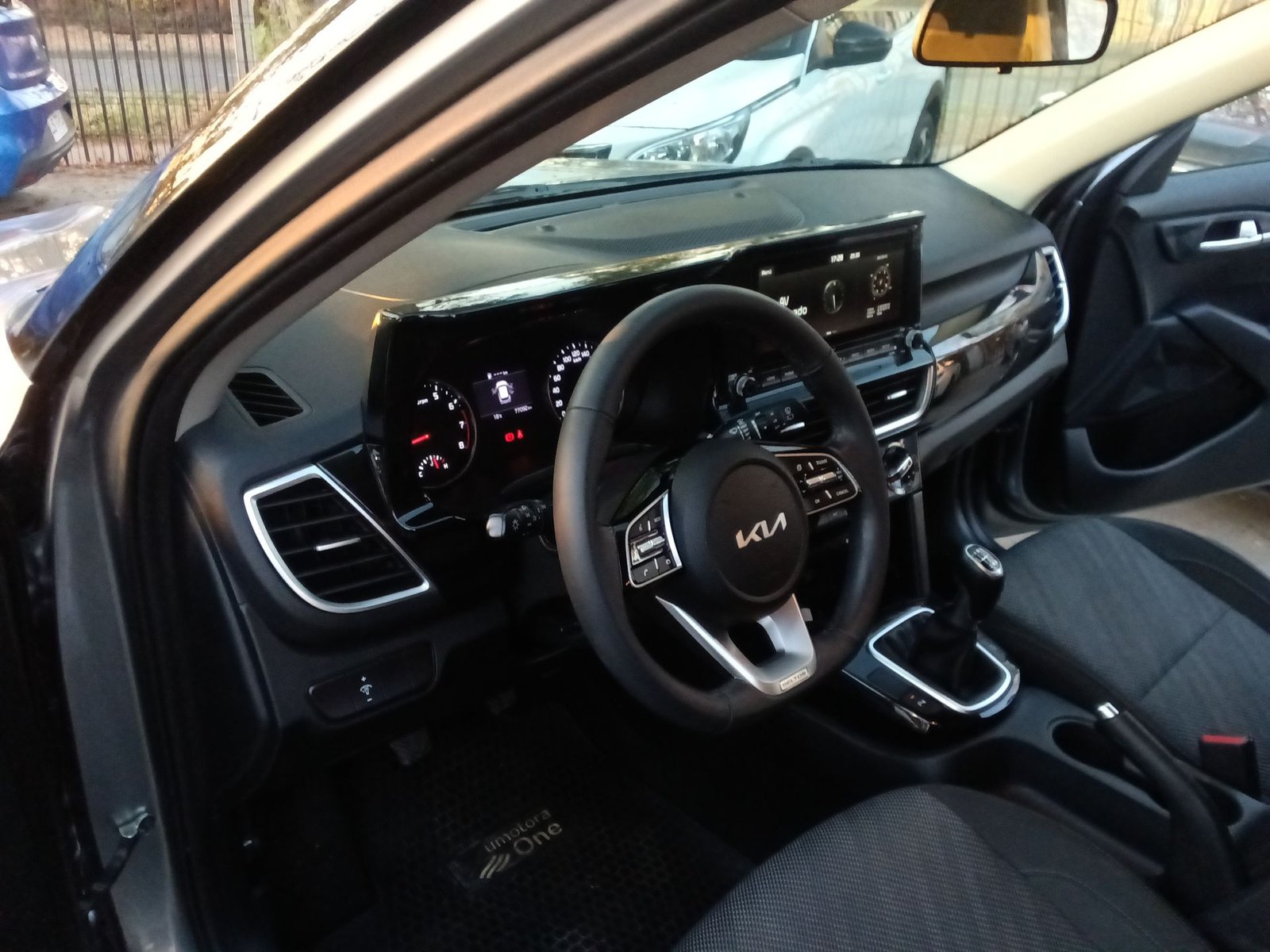 Kia SELTOS MPI 6MT 1.6 2023 - Imagen 10 de 20