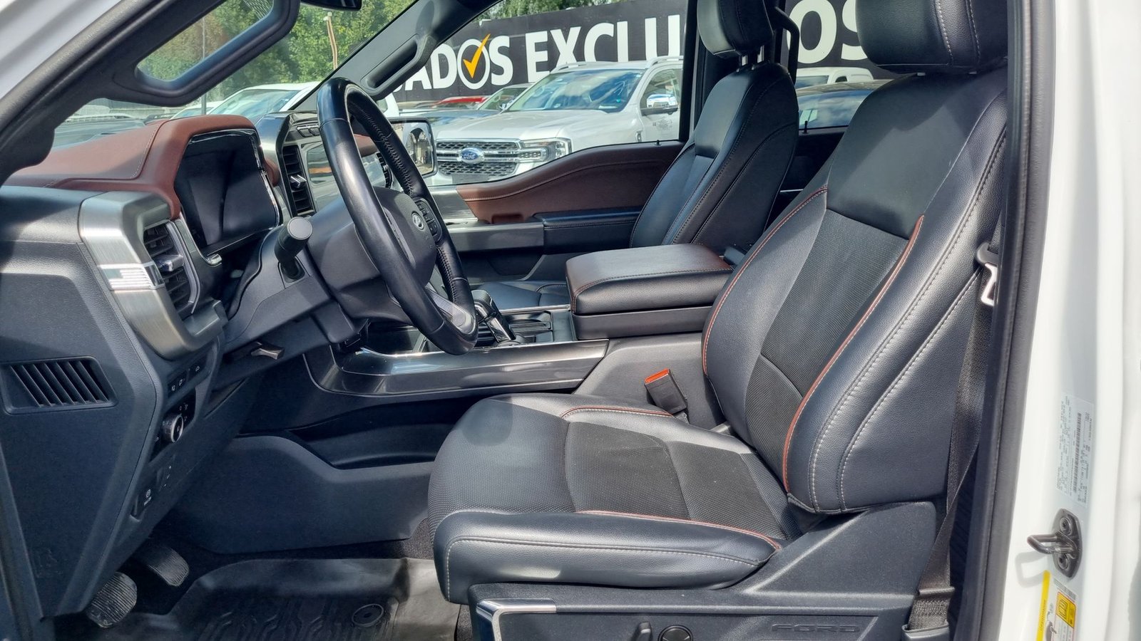 Ford F-150 F150 LARIAT SPORT 4X4 5.0L AUT 2024 - Imagen 19 de 20
