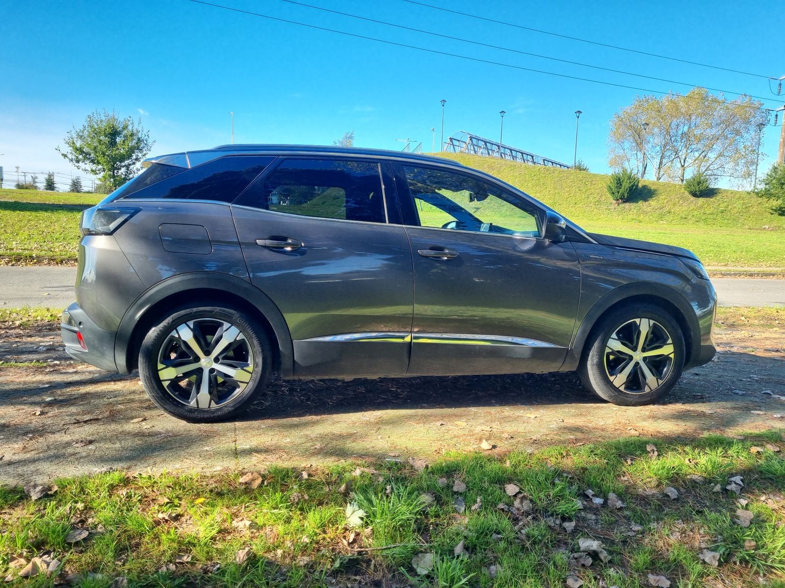 Peugeot 3008 HYBRID 300 4X4 1.6 AUT 2024 - Imagen 4 de 20