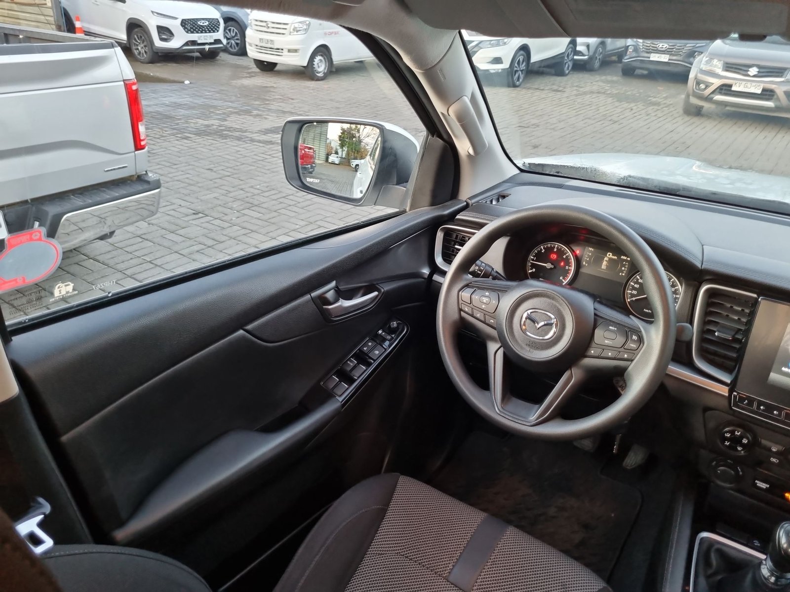 Mazda BT-50 2024 - Imagen 15 de 15