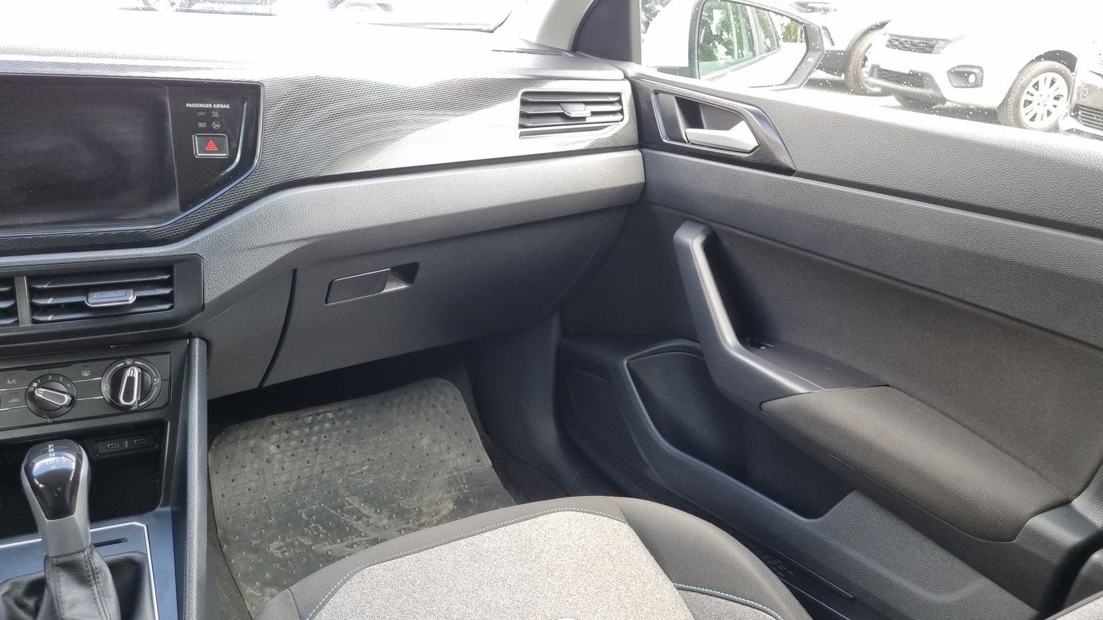 Volkswagen VIRTUS TSI 1.0 AUT 2024 - Imagen 11 de 20