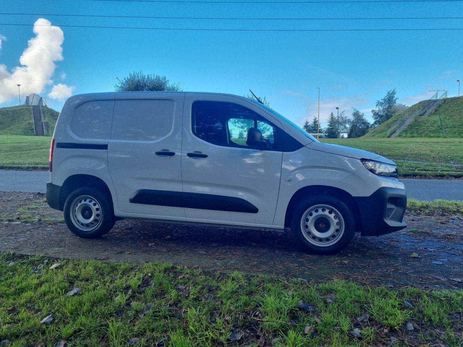 Opel COMBO L1 1.5 2025 - Imagen 6 de 20