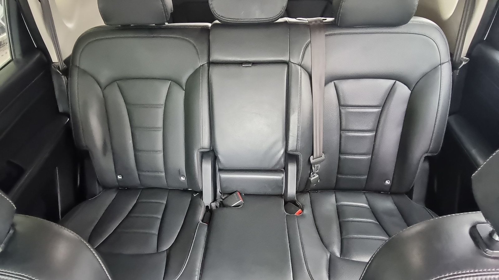 Ssangyong REXTON 2023 - Imagen 18 de 20