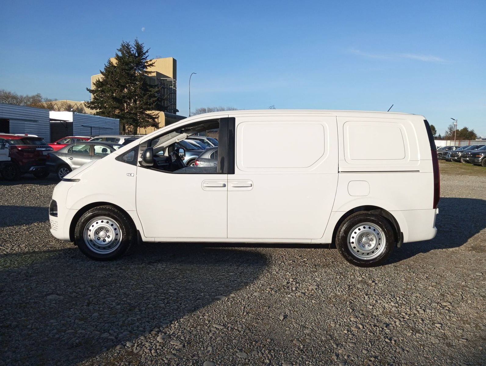Hyundai STARIA US4 CRDI 2.2 2024 - Imagen 5 de 20