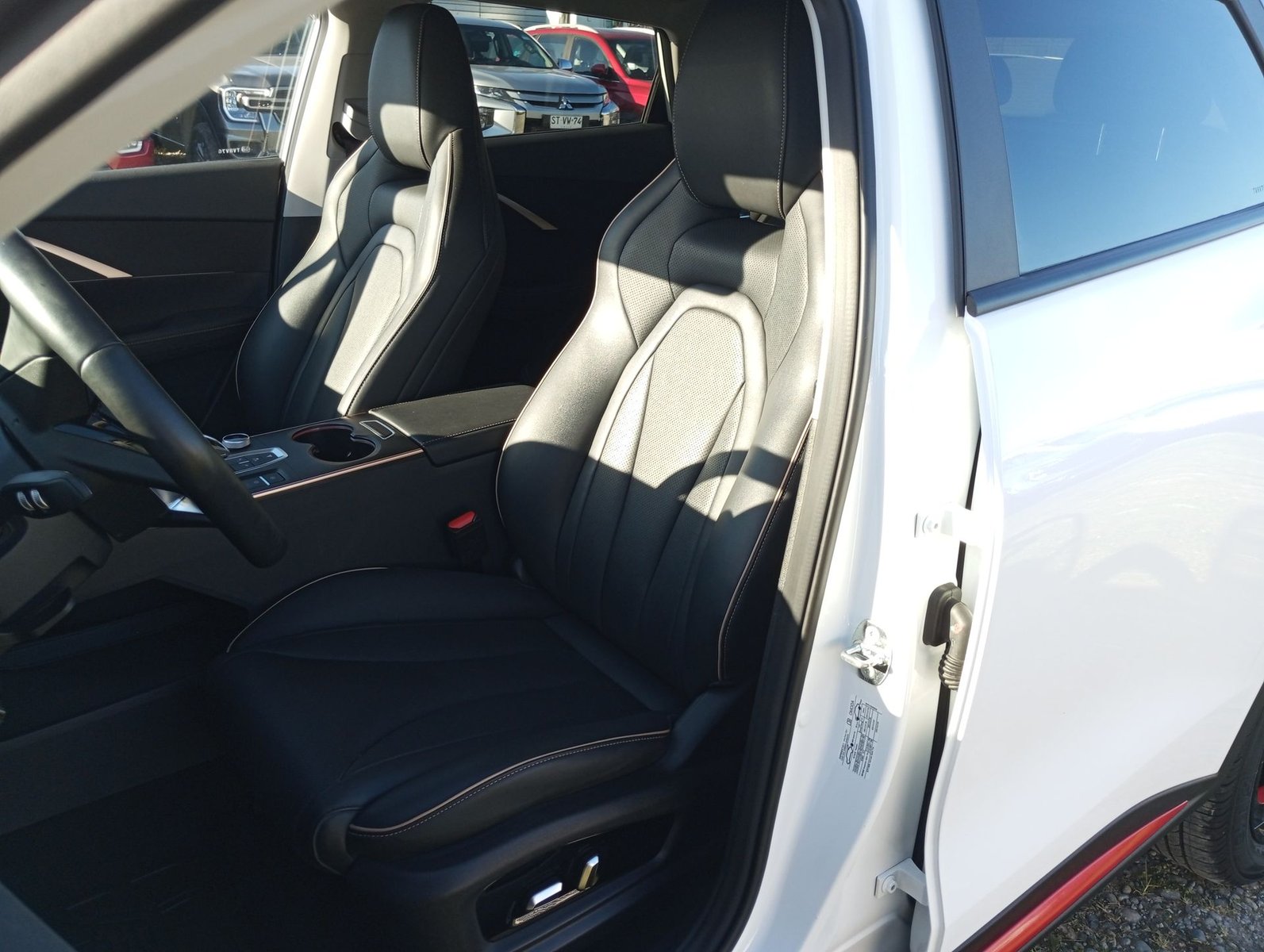 Omoda C5 OMODA LUXURY 1.5T CVT 2025 - Imagen 17 de 20