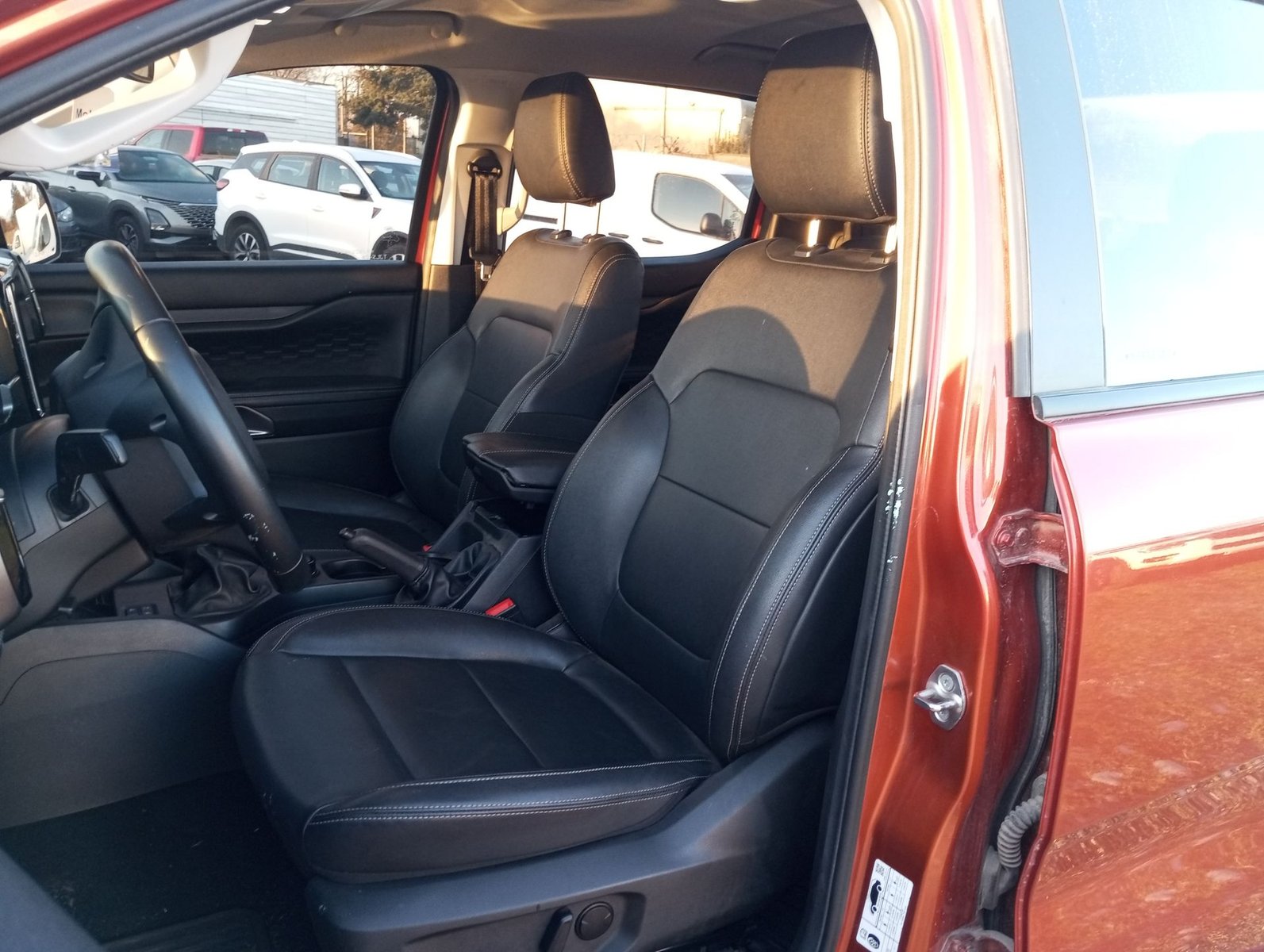 Ford RANGER XLT 4X4 2.0 2024 - Imagen 17 de 20
