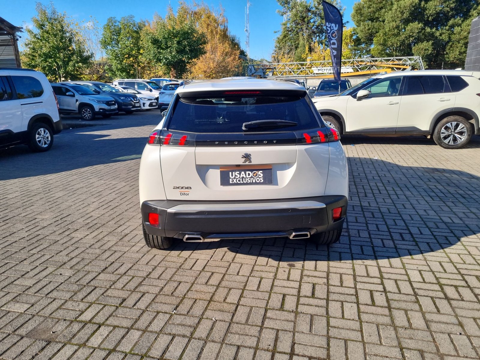 Peugeot 2008 ALLURE 1.2 2021 - Imagen 7 de 20