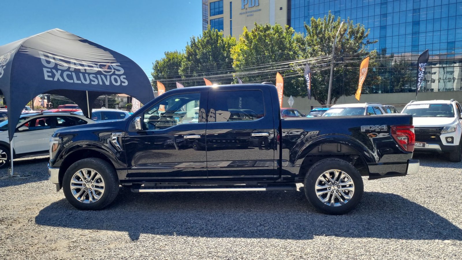 Ford F-150 F150 LARIAT LUX 4X4 5.0 AUT 2025 - Imagen 5 de 15