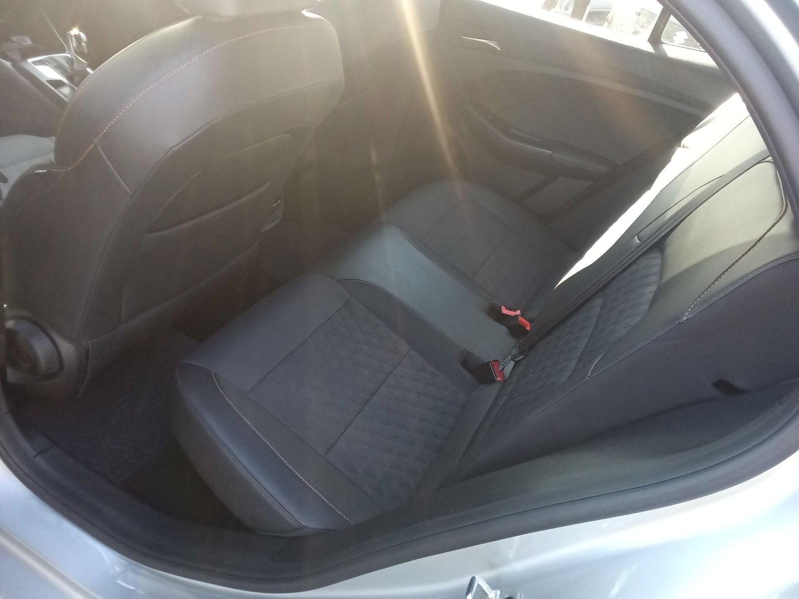 Mg 3 NEW 3 4X2 1.5 AUT 2025 - Imagen 14 de 15