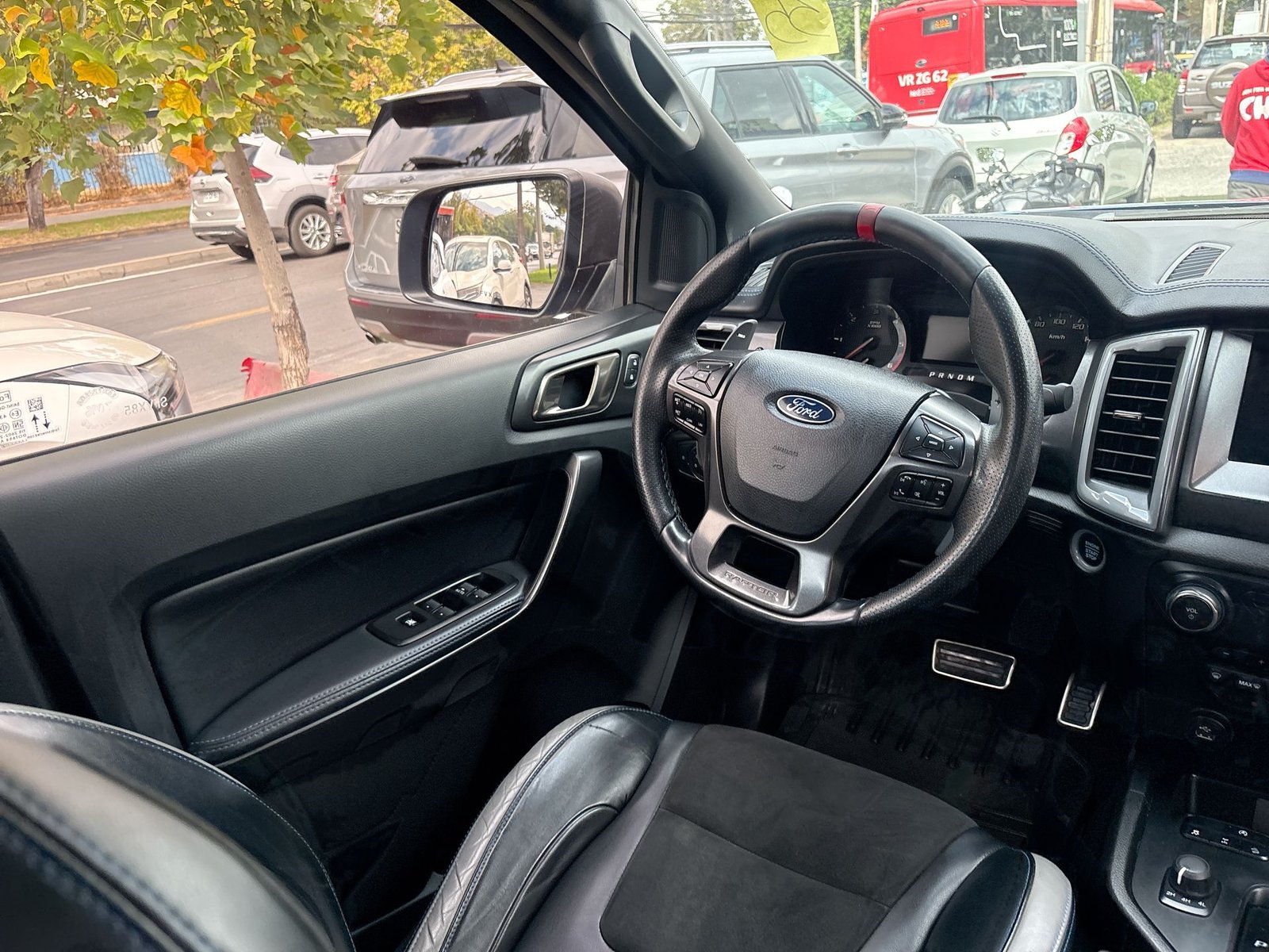 Ford RANGER RAPTOR 4X4 2.0 AUT 2023 - Imagen 15 de 20