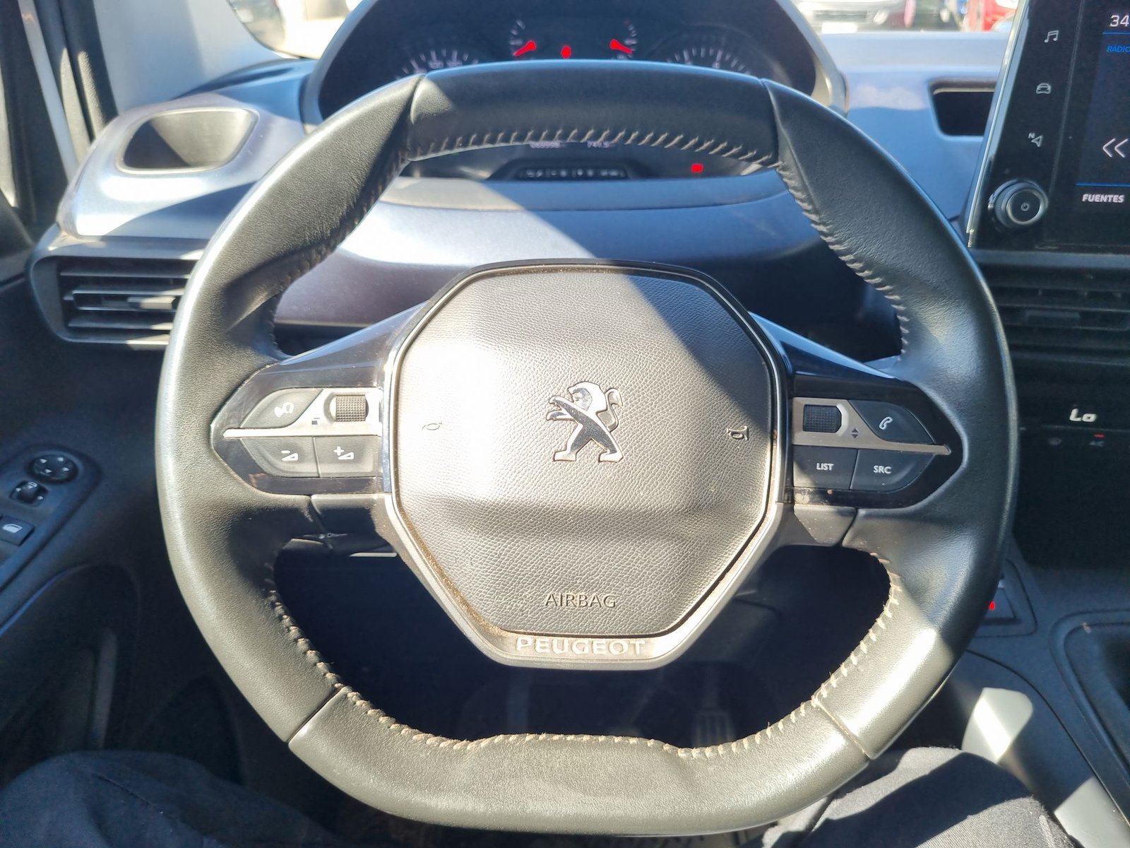 Peugeot RIFTER 2024 - Imagen 20 de 20