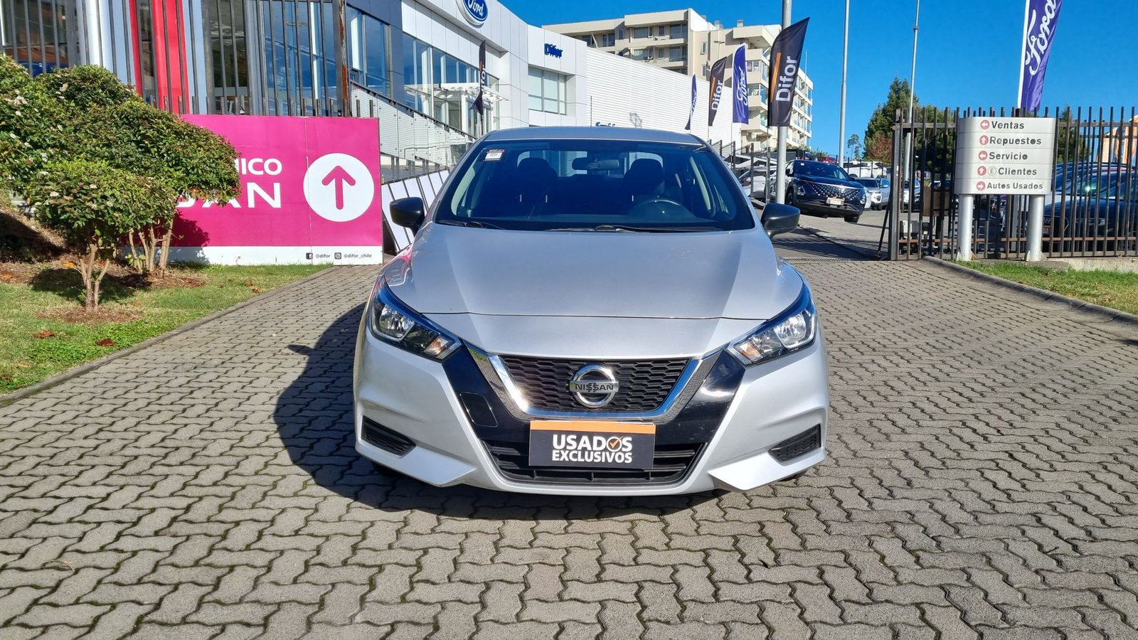 Nissan VERSA 2023 - Imagen 3 de 20