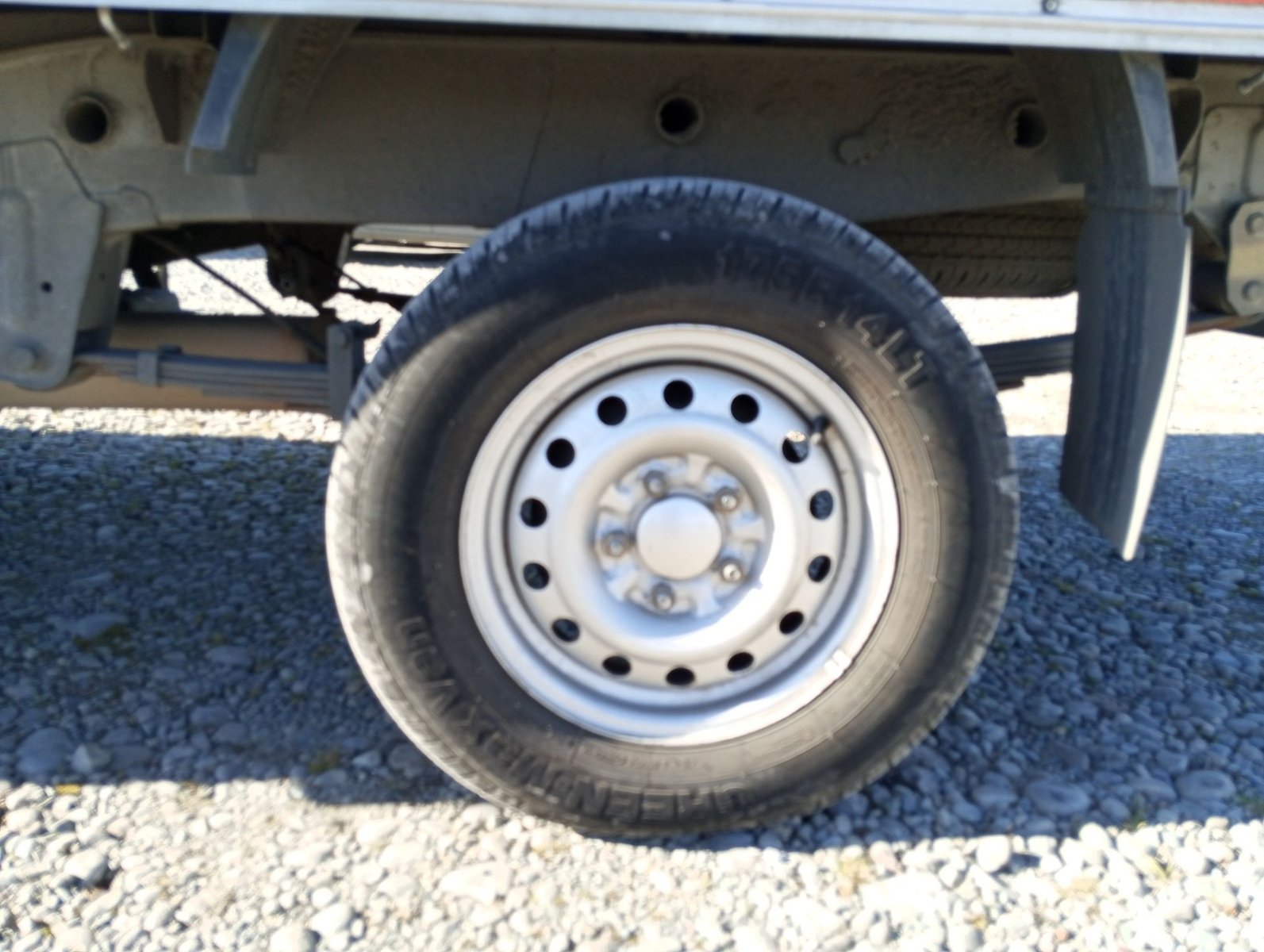 Kyc GRAN MAMUT T3 T3 CARGO BOX 4X2 1.5 2023 - Imagen 16 de 20