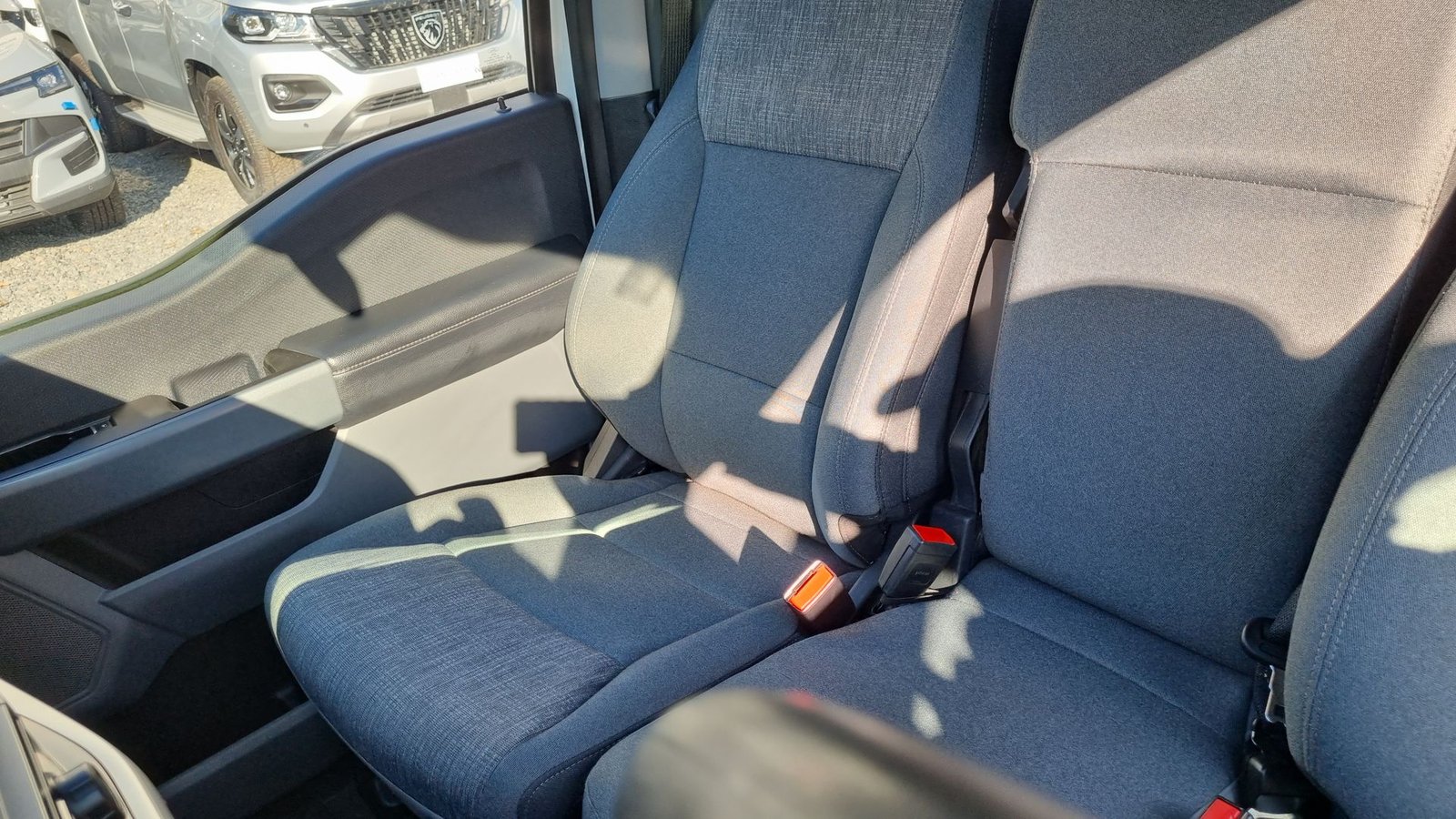 Ford F-150 2023 - Imagen 13 de 20