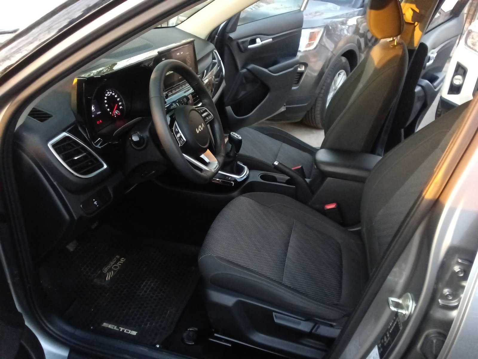 Kia SELTOS MPI 6MT 1.6 2023 - Imagen 15 de 20