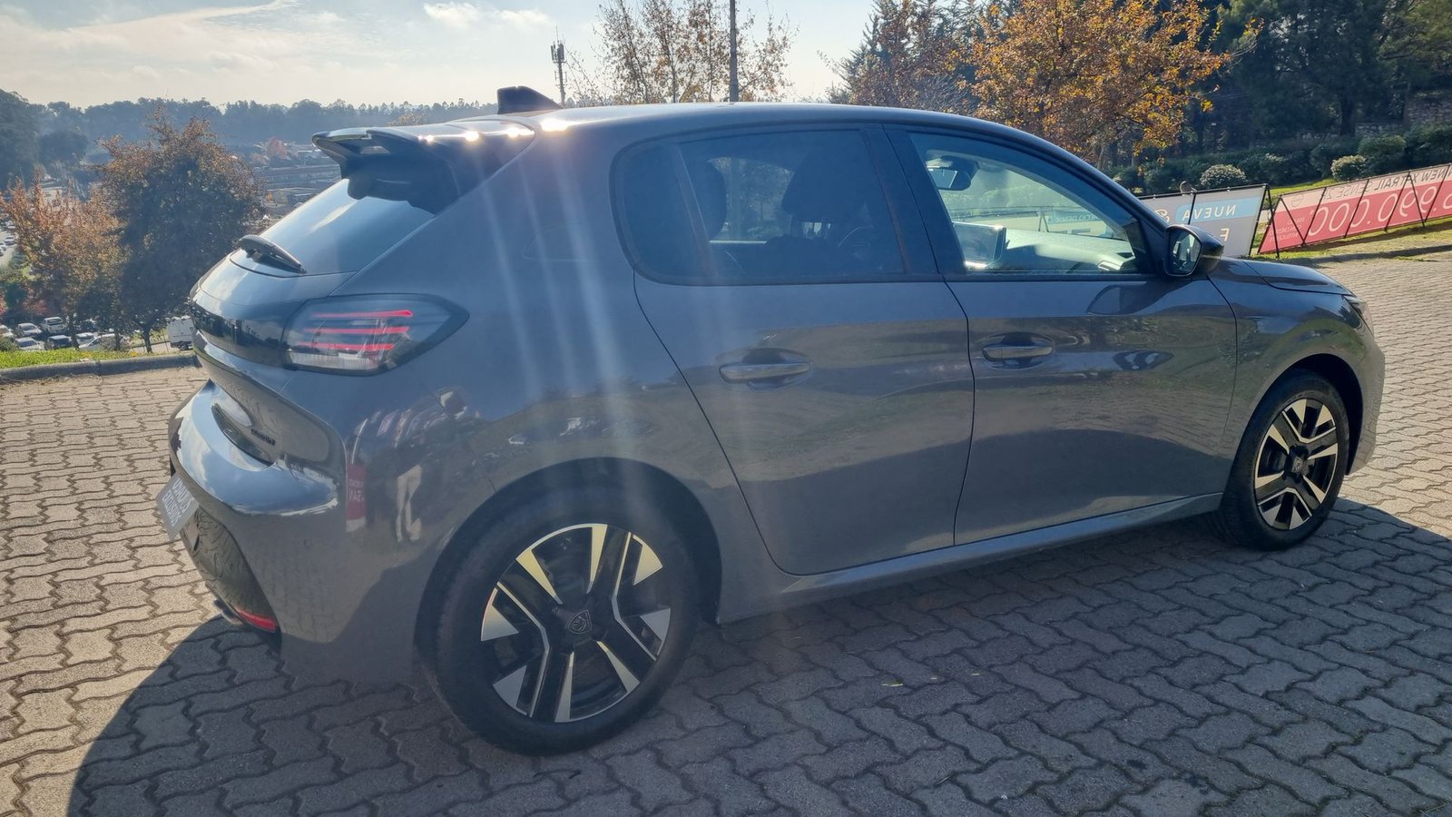 Peugeot 208 ALLURE MHEV 136 EDCT 1.2 AUT 2025 - Imagen 11 de 20