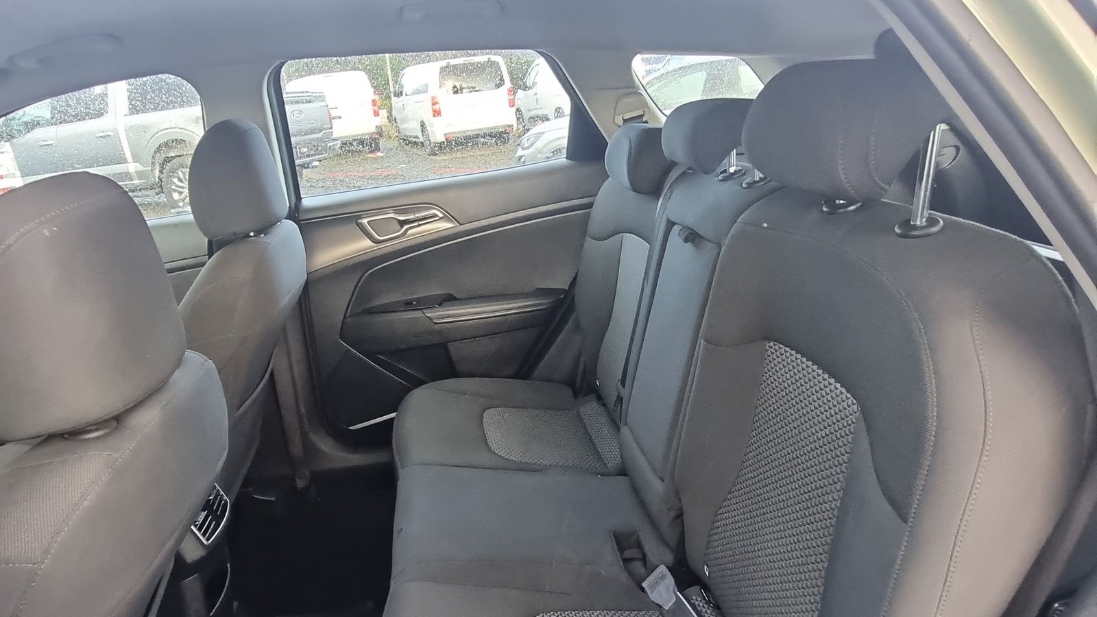 Kia SPORTAGE EX 2.0 AUT 2024 - Imagen 17 de 20