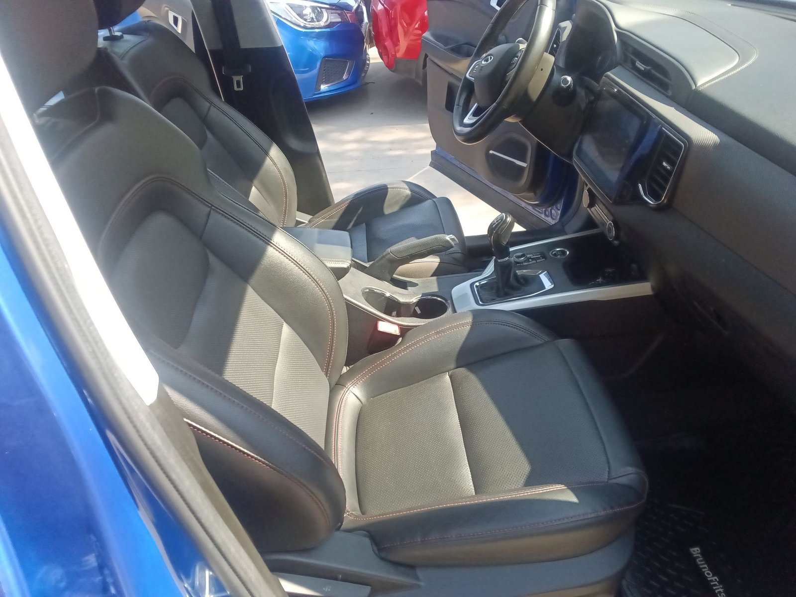 Chery TIGGO 3 2022 - Imagen 11 de 15