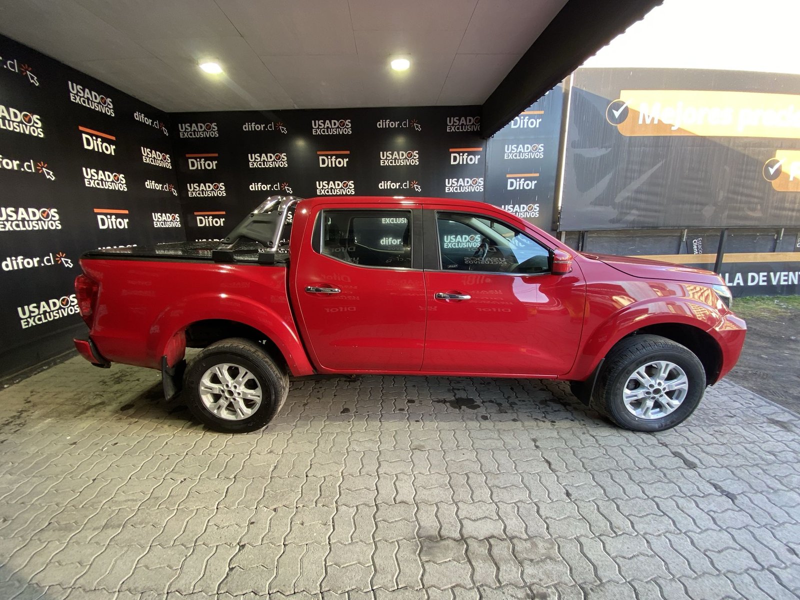 Nissan NAVARA D CAB MT 4X4 2.3 2022 - Imagen 12 de 20