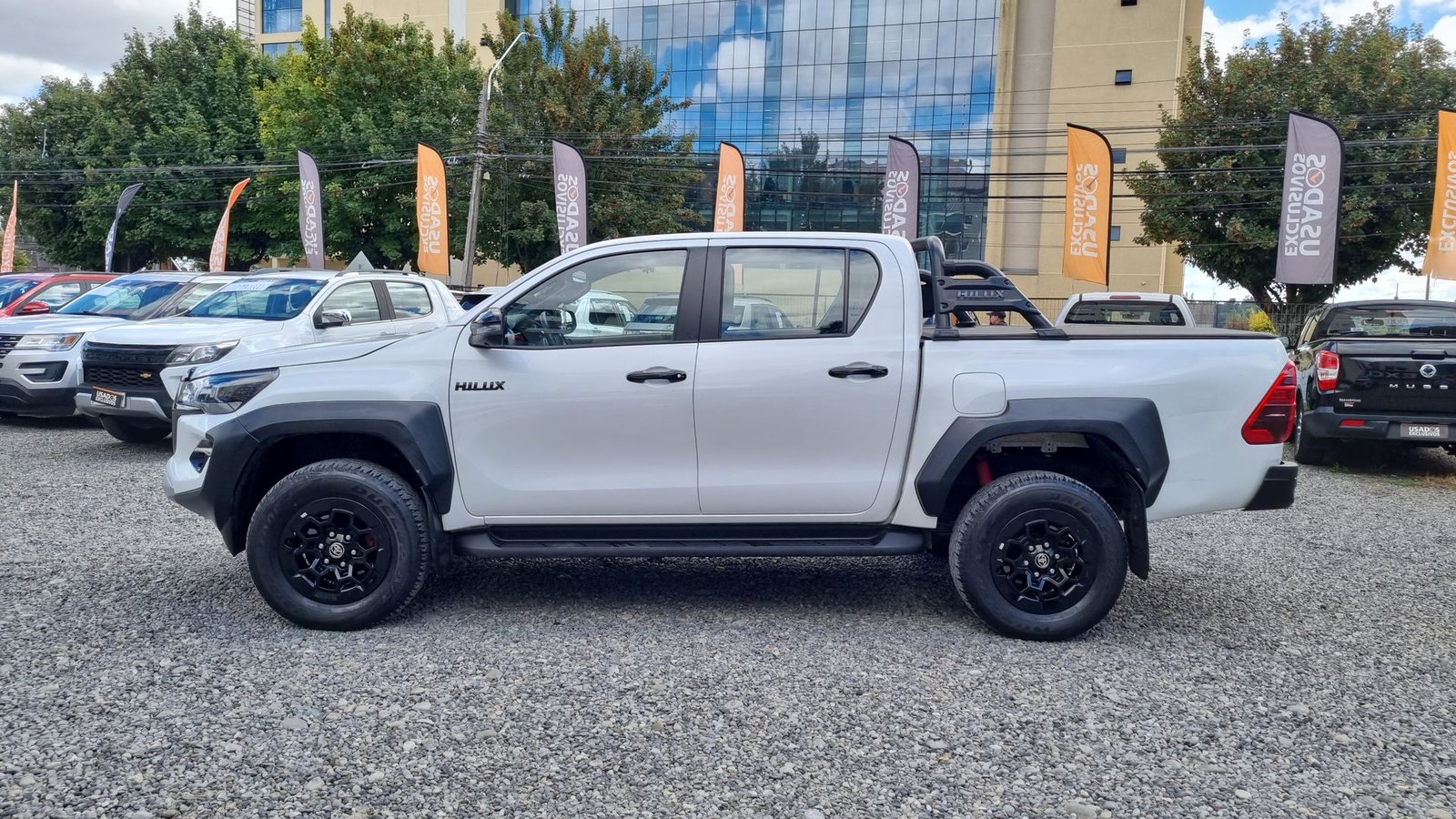 Toyota HILUX DC 4X4 2.8 AUT 2024 - Imagen 5 de 20