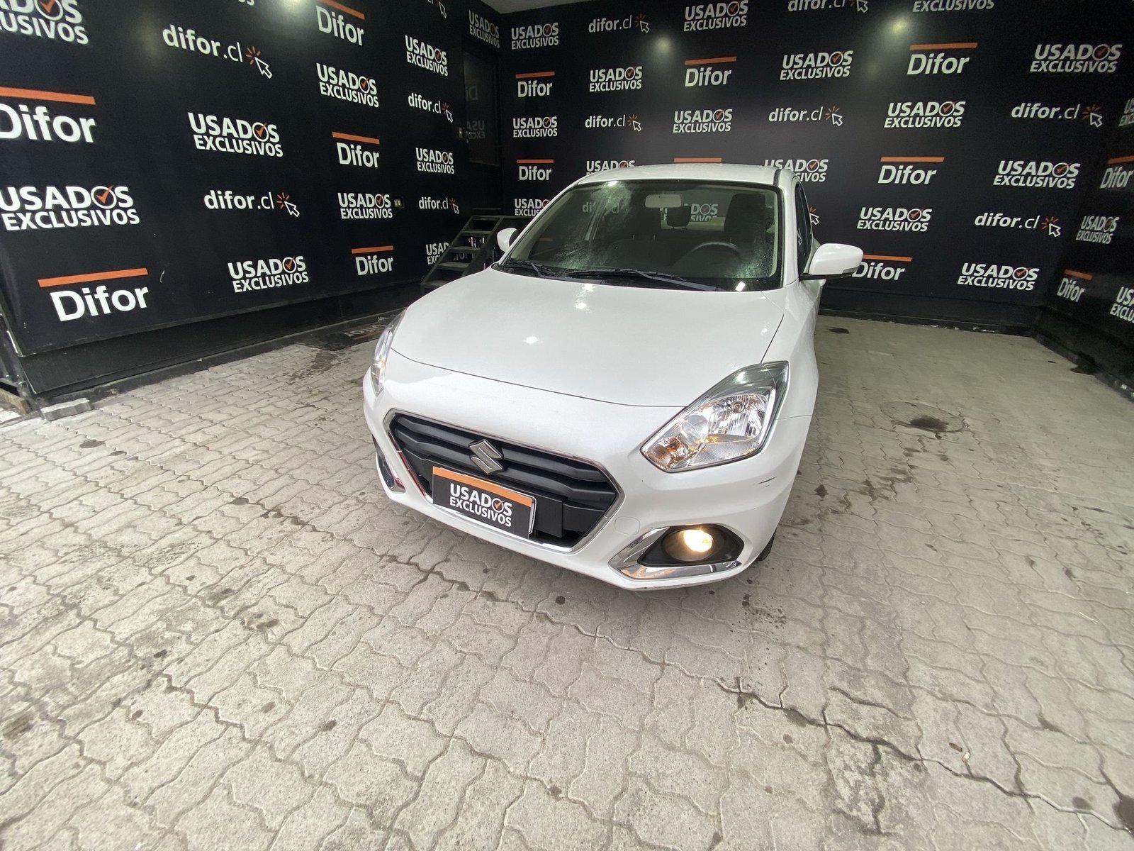 Suzuki DZIRE SEDAN 1.2 2023 - Imagen 4 de 20