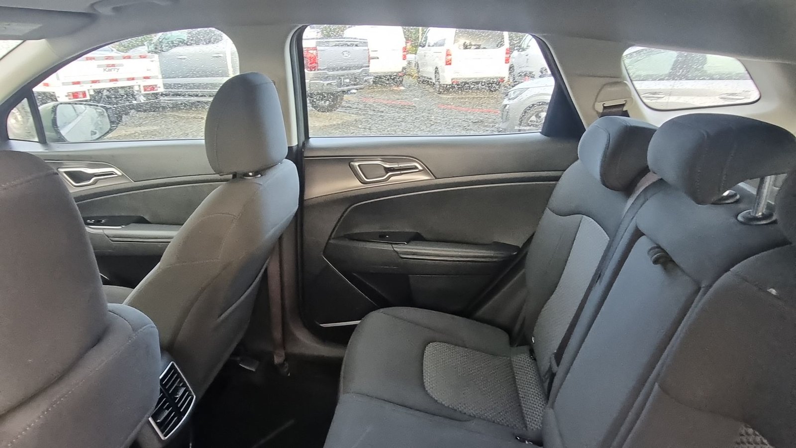 Kia SPORTAGE EX 2.0 AUT 2024 - Imagen 16 de 20