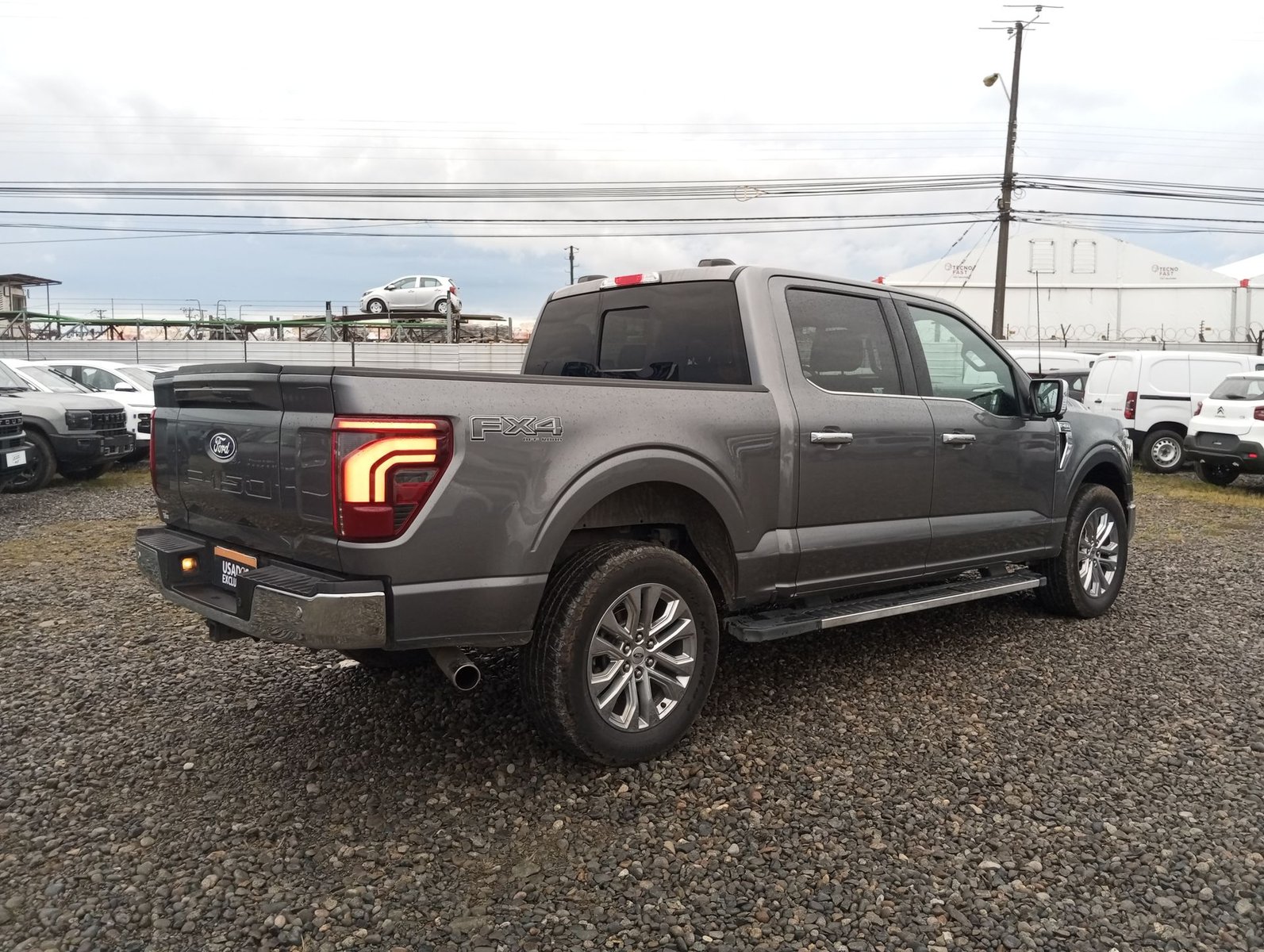 Ford F-150 F150 LARIAT LUX 4X4 5.0 AUT 2025 - Imagen 8 de 20