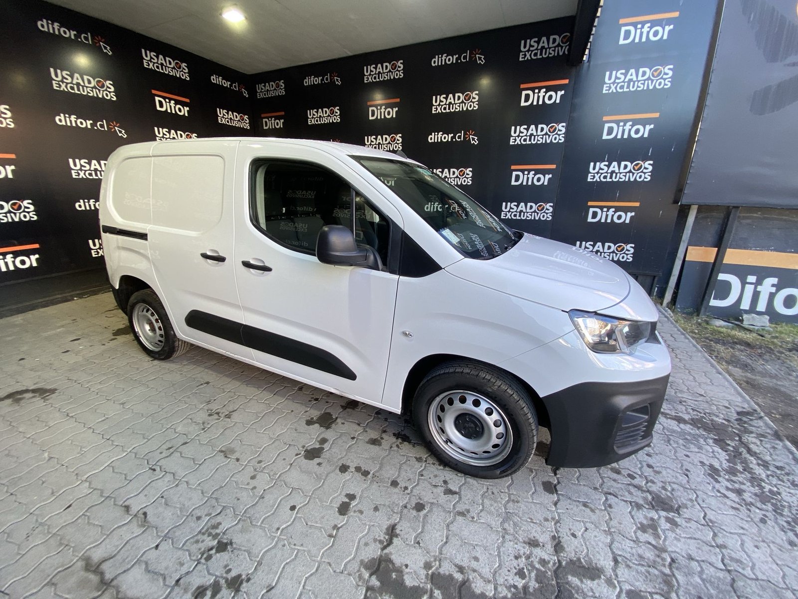 Peugeot PARTNER HDI 92 L1 1.6 2022 - Imagen 13 de 20