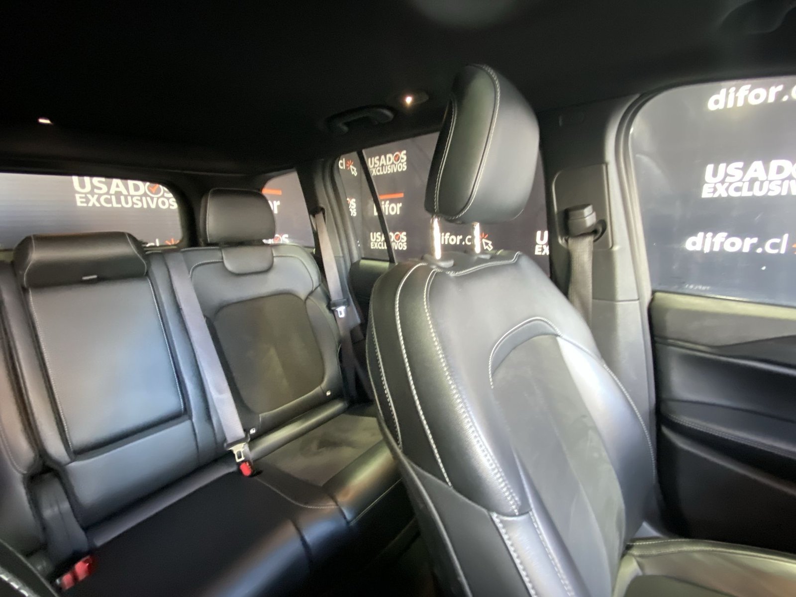 Jeep GRAND CHEROKEE 2024 - Imagen 19 de 20