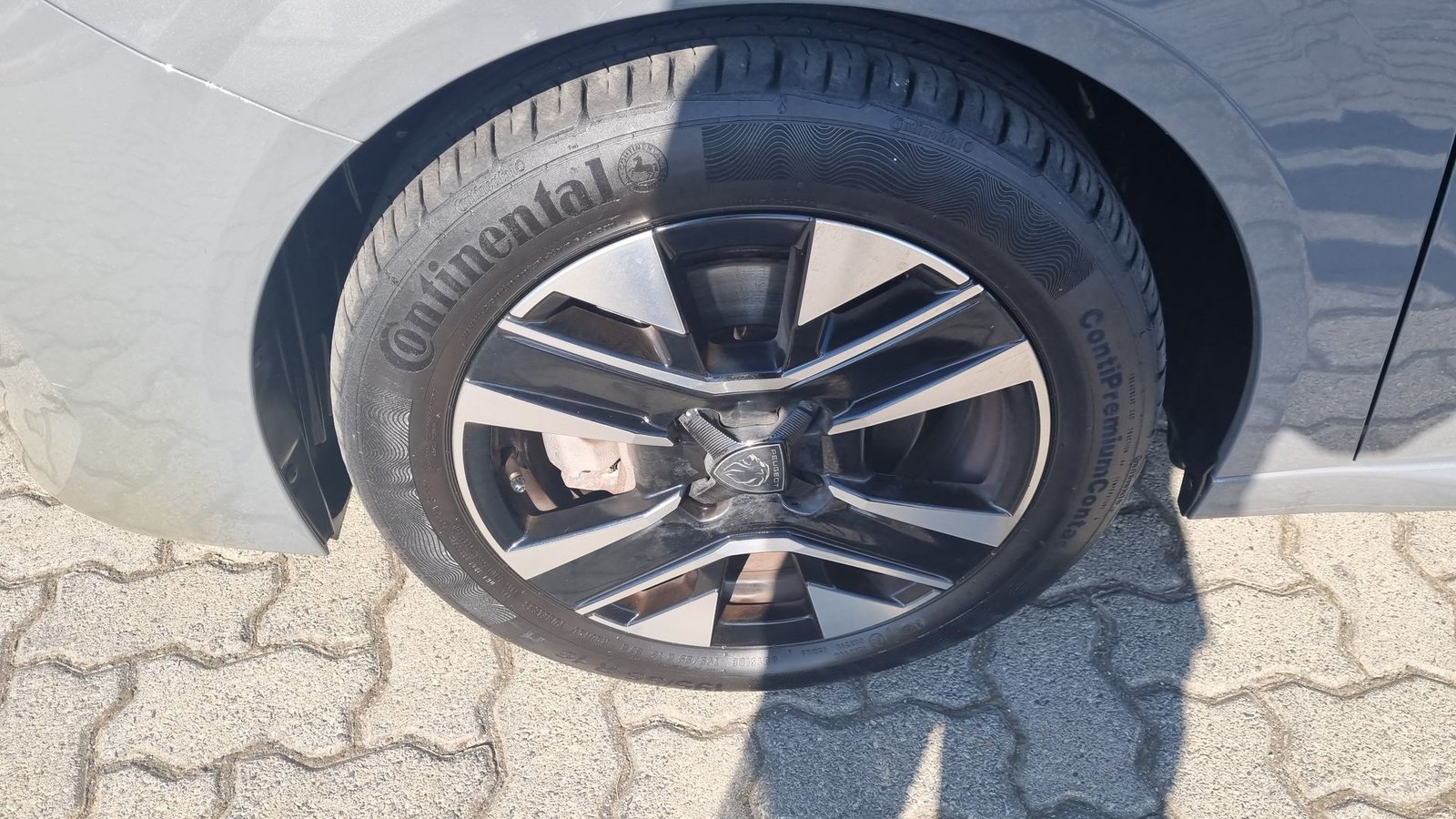 Peugeot 208 ALLURE MHEV 136 EDCT 1.2 AUT 2025 - Imagen 14 de 20