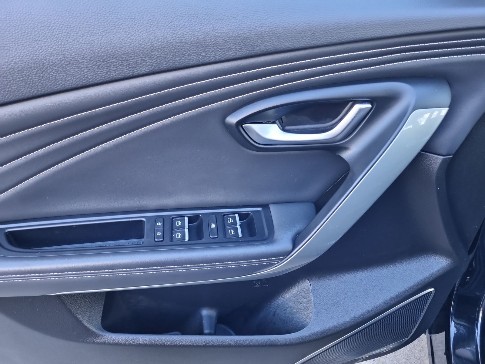 Jetour X70 4X2 1.5 AT 2026 - Imagen 19 de 20