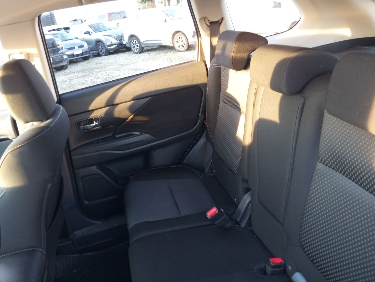 Mitsubishi OUTLANDER NEW OUTLANDER 2.0 AUT 2019 - Imagen 10 de 20