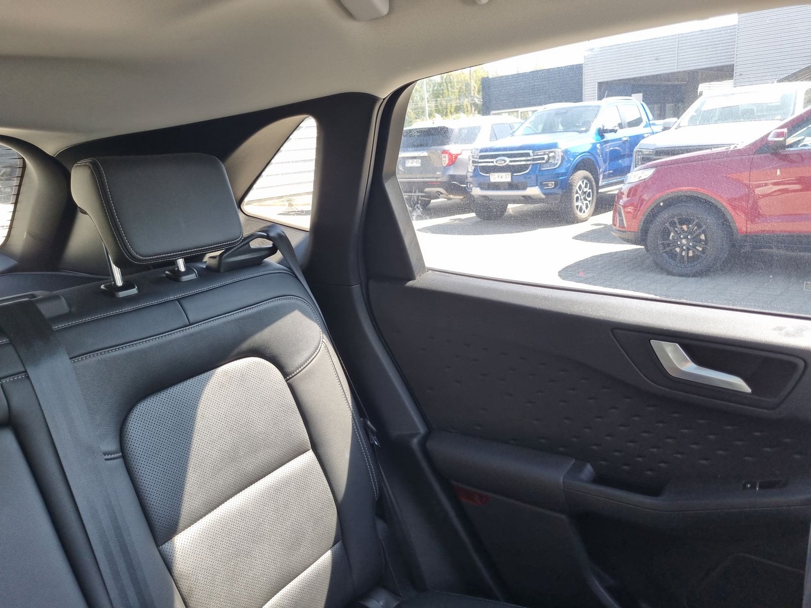 Ford ESCAPE TITANIUM 4X4 2.0 AUT 2021 - Imagen 14 de 20