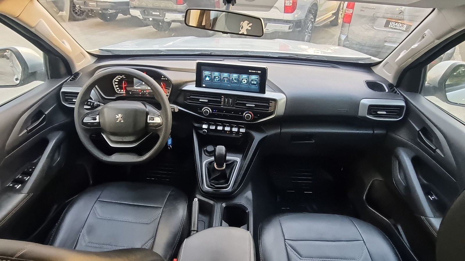 Peugeot LANDTREK BLUE HDI 180 4X4 2.2 2024 - Imagen 14 de 20