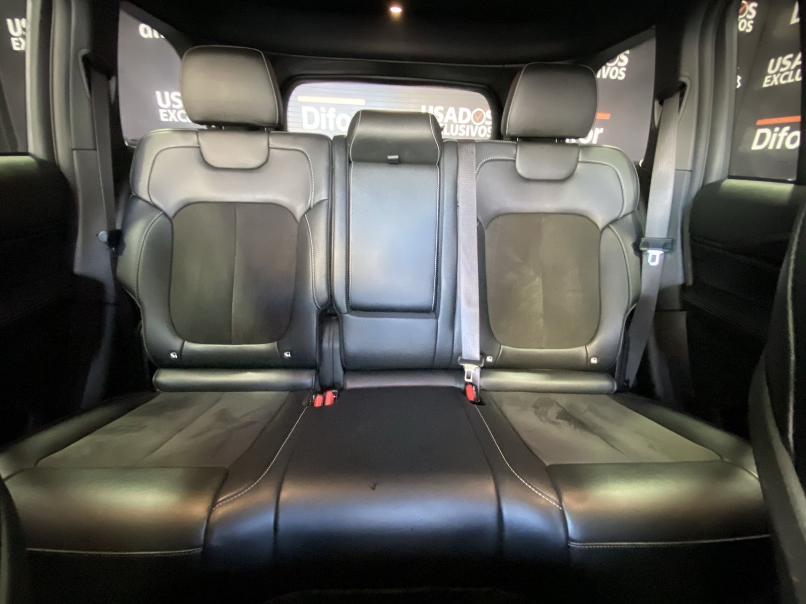 Jeep GRAND CHEROKEE 2024 - Imagen 18 de 20